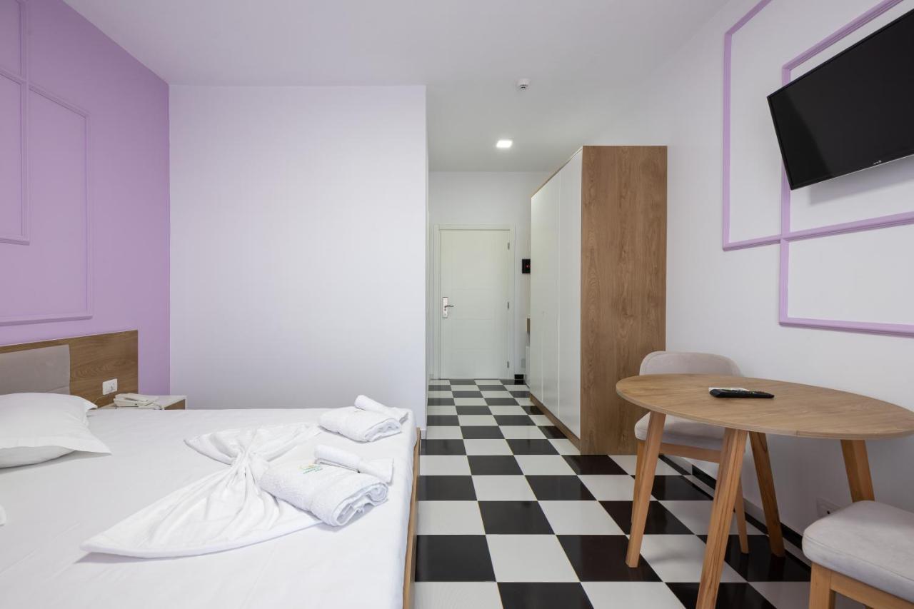 Compas Boutique Hotel Golem  Eksteriør bilde