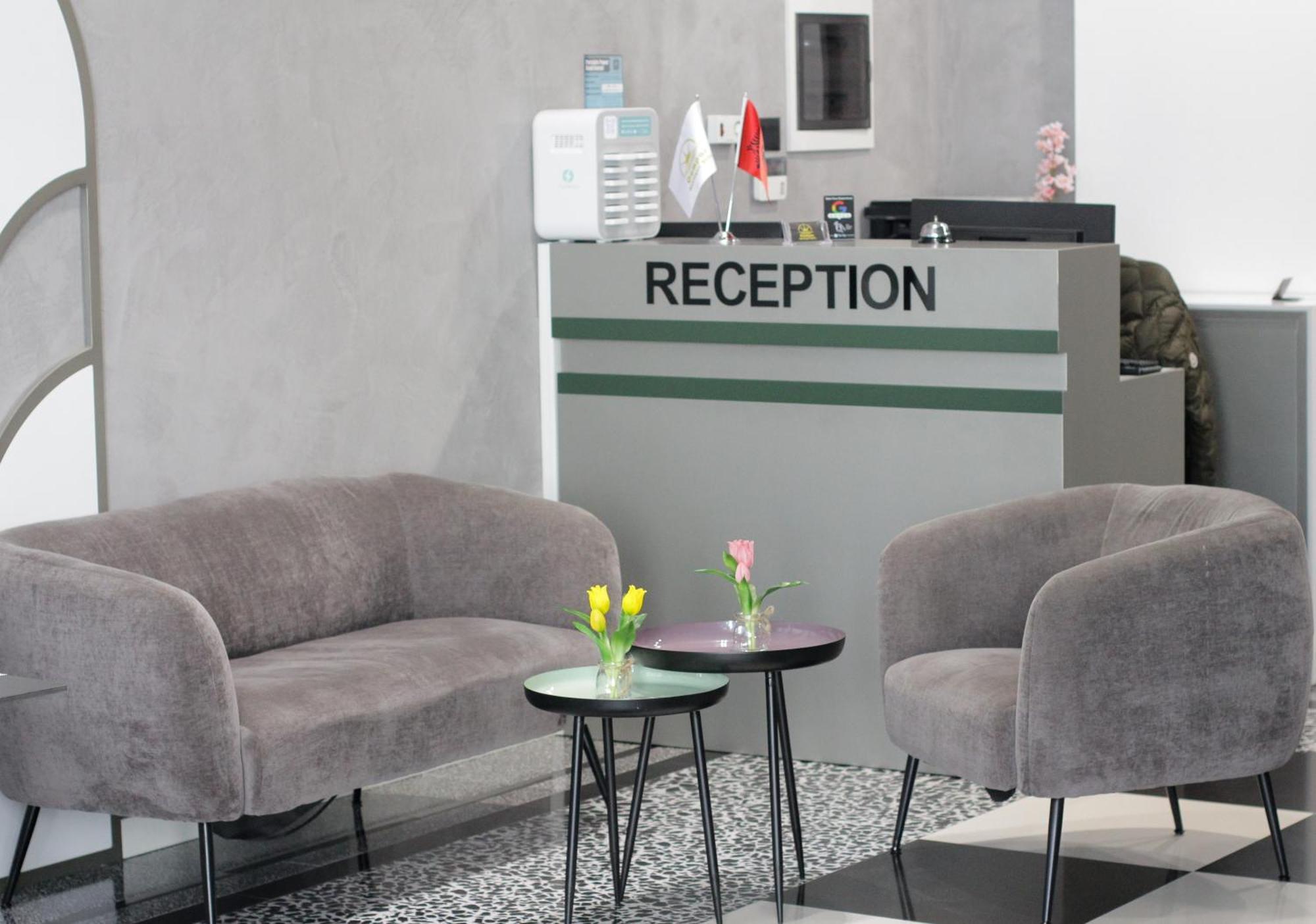 Compas Boutique Hotel Golem  Eksteriør bilde